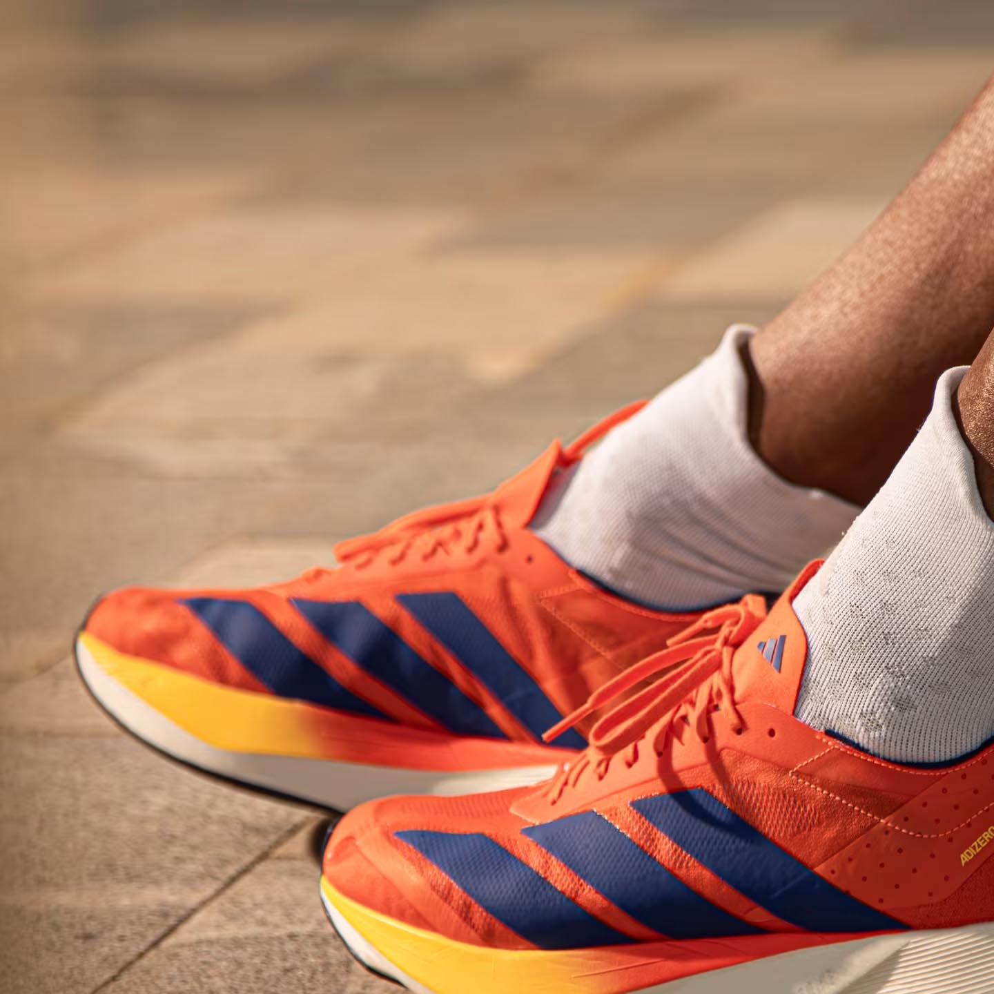 Tênis de Corrida adidas Lightstrike – Leveza e Velocidade