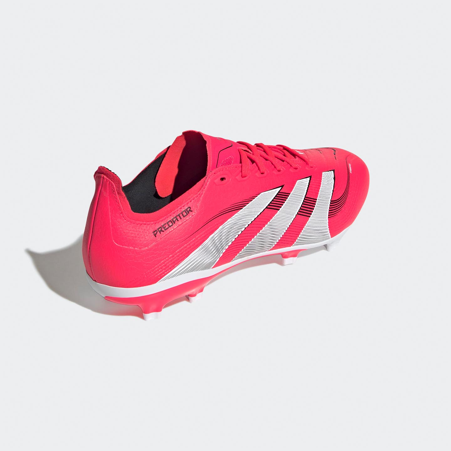 Chuteira adidas Predator League Campo Multissuperfícies – Controle