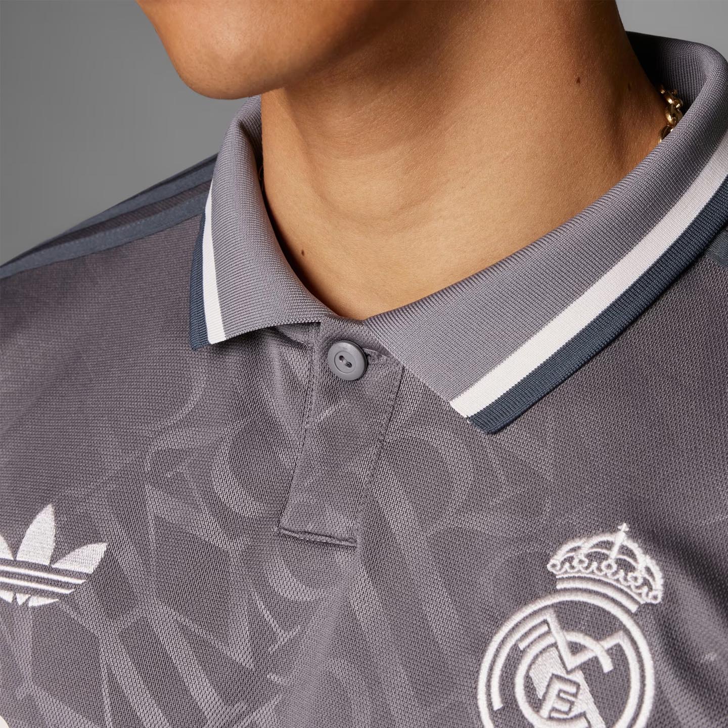 Camiseta Adidas Real Madrid Oficial 3 2025 Masculina - Manto