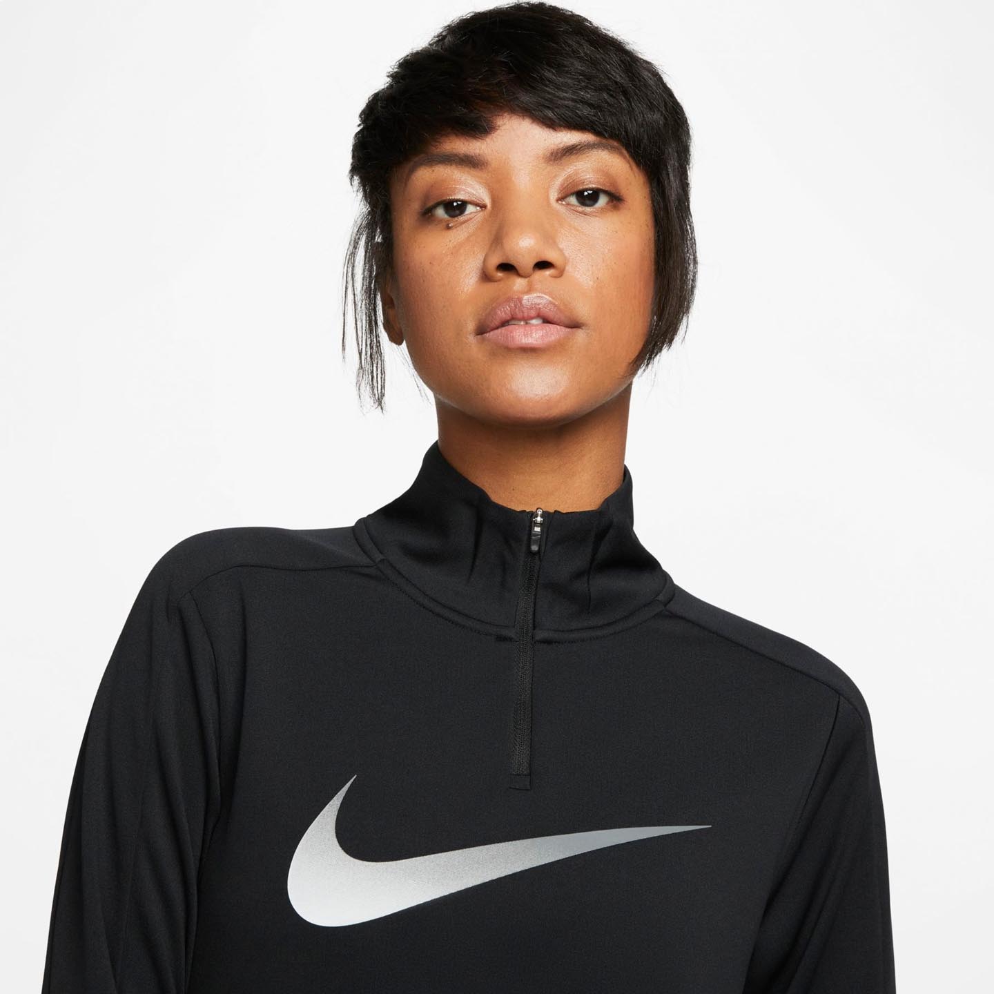 Camiseta Nike Swoosh Feminina Manga Longa | Estilo e Conforto Free