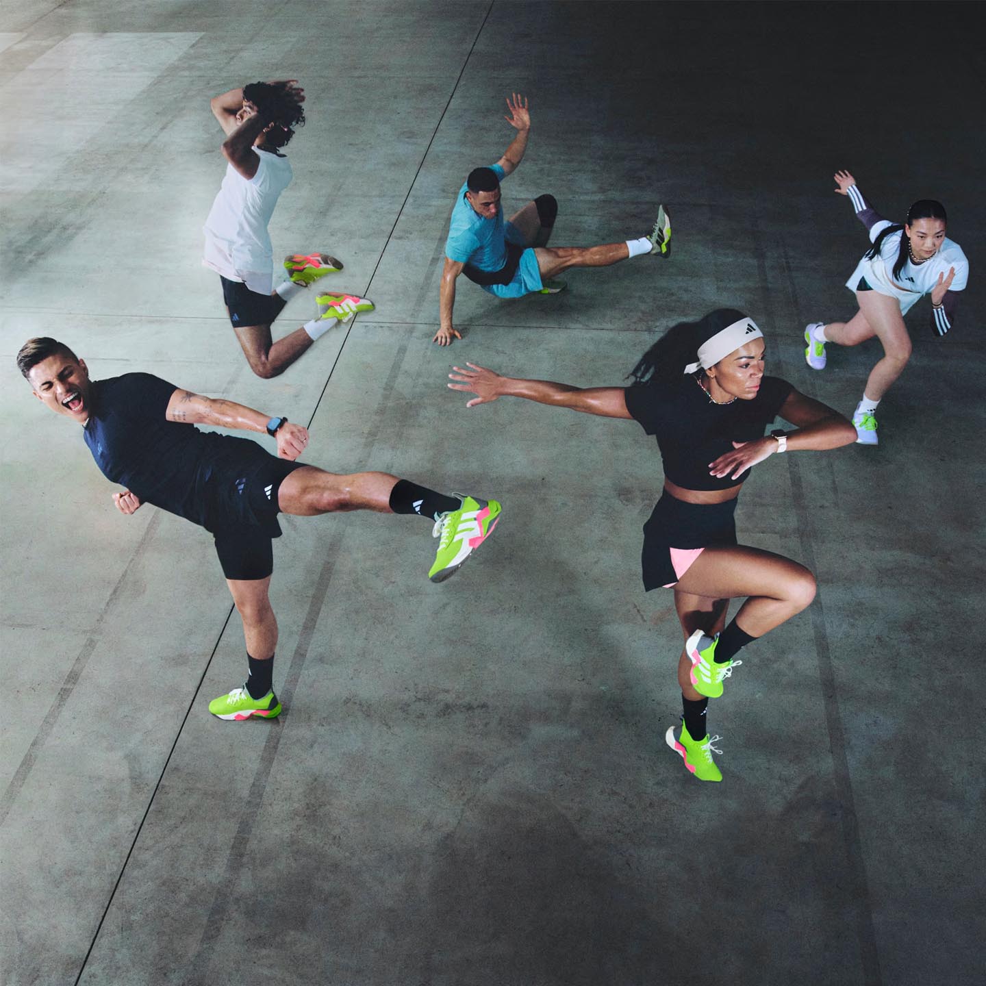 Tênis adidas HIIT Lightstrike Pro – Leveza e Estabilidade para