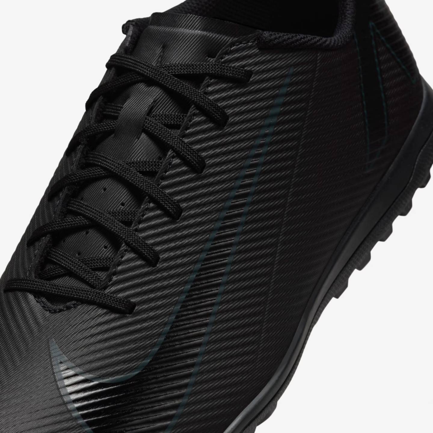 ênis Nike Vapor 16 Club TF – Velocidade e Controle para
