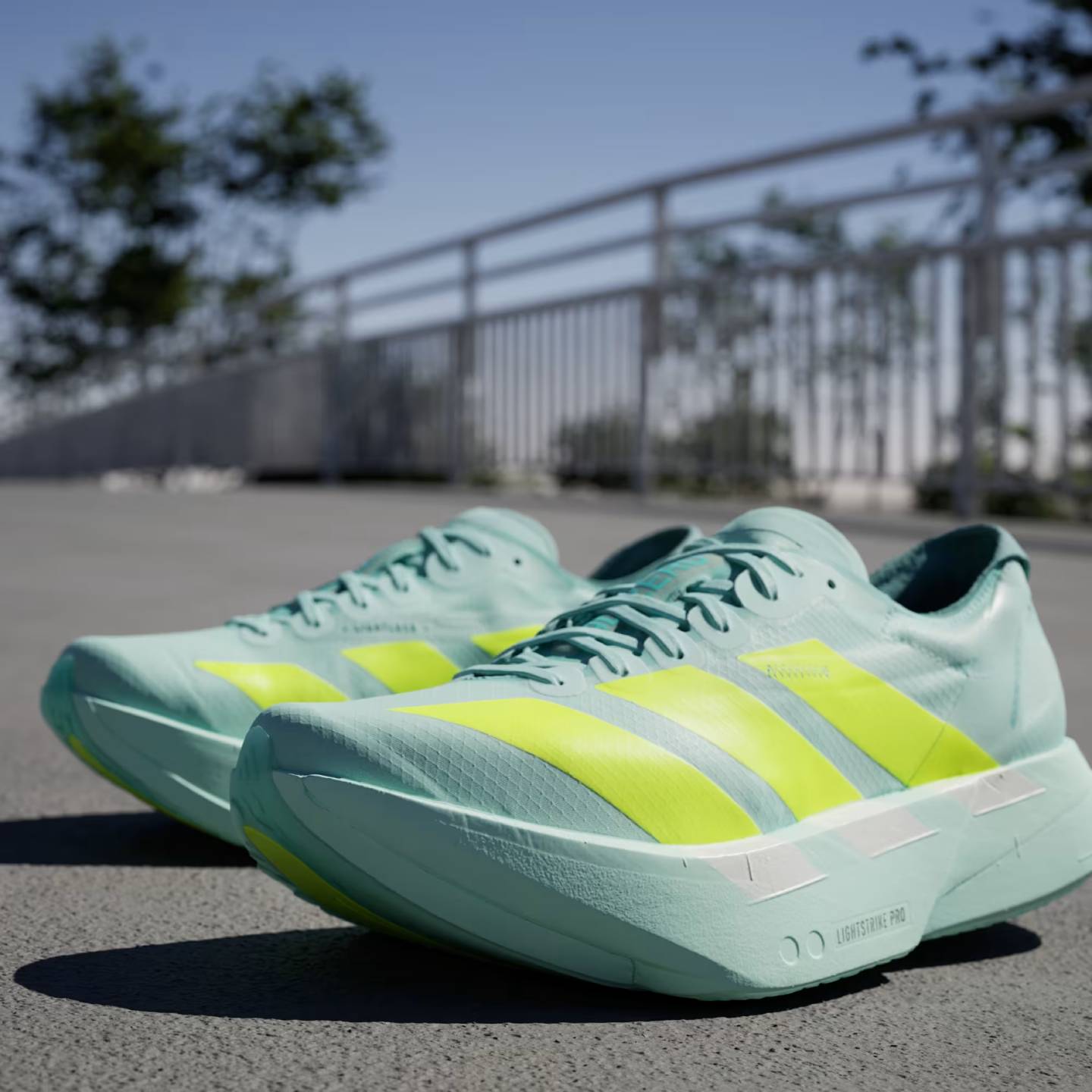 Tênis Adidas Adizero Adios Pro 4: Velocidade e Performance para