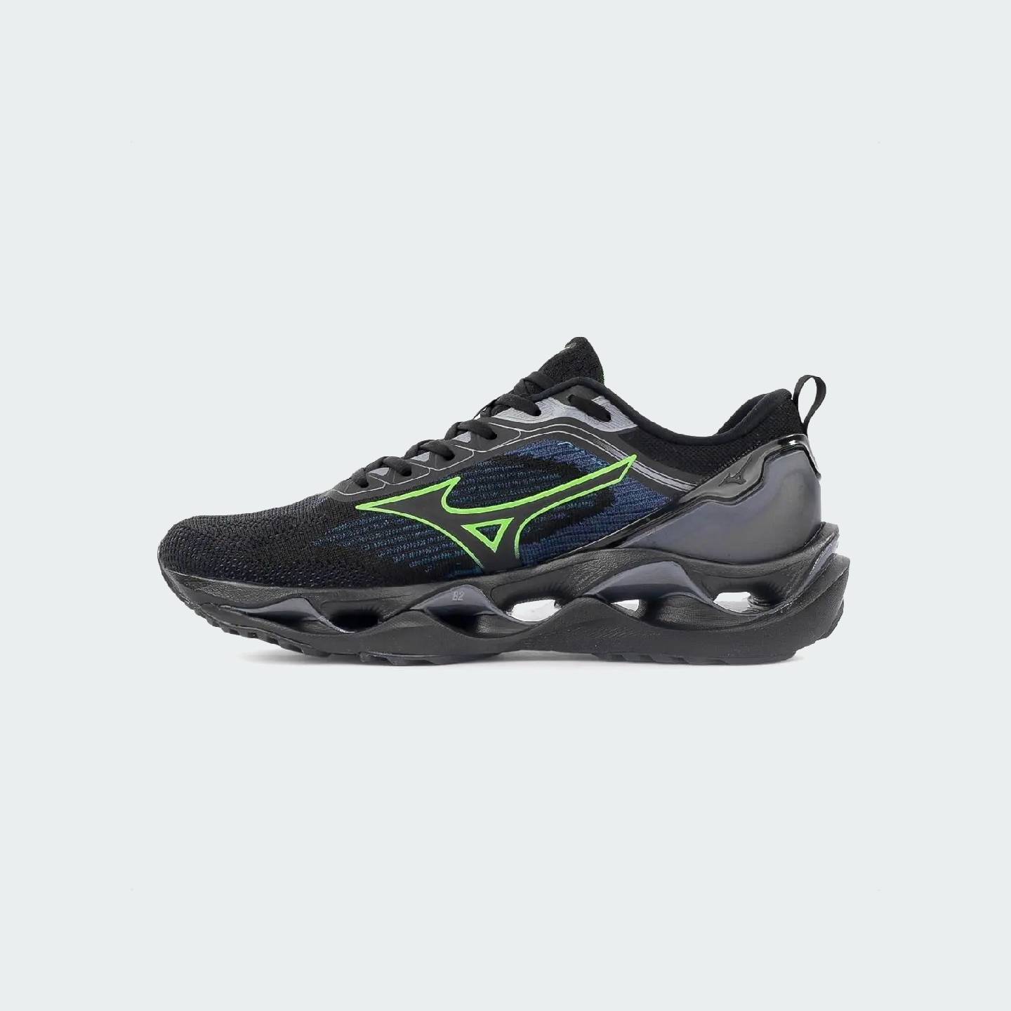 Tênis Mizuno Wave Stratos 3: Amortecimento e Suporte para Corridas