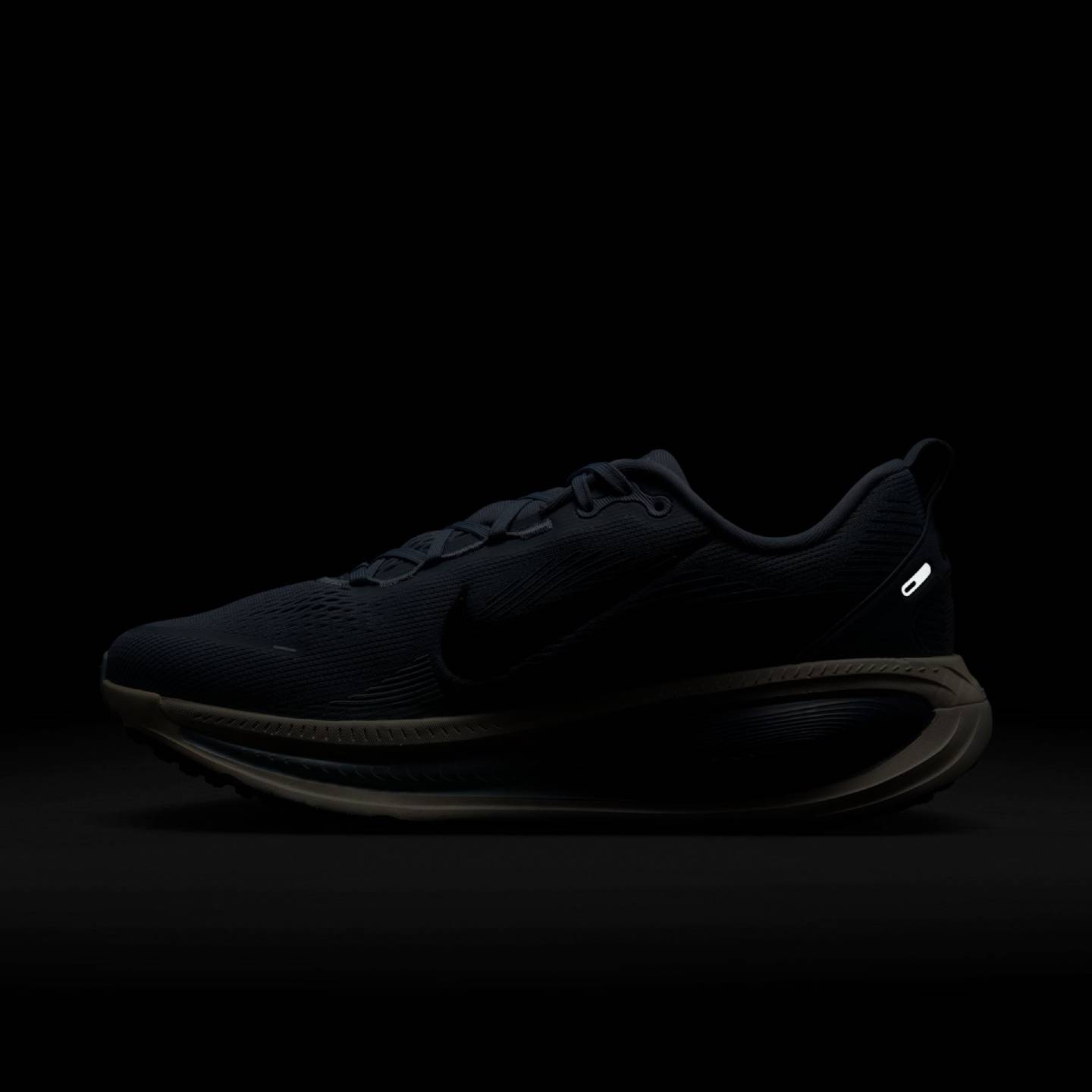 Tênis Nike Vomero 18 - Conforto Máximo para sua Corrida | Free Corner