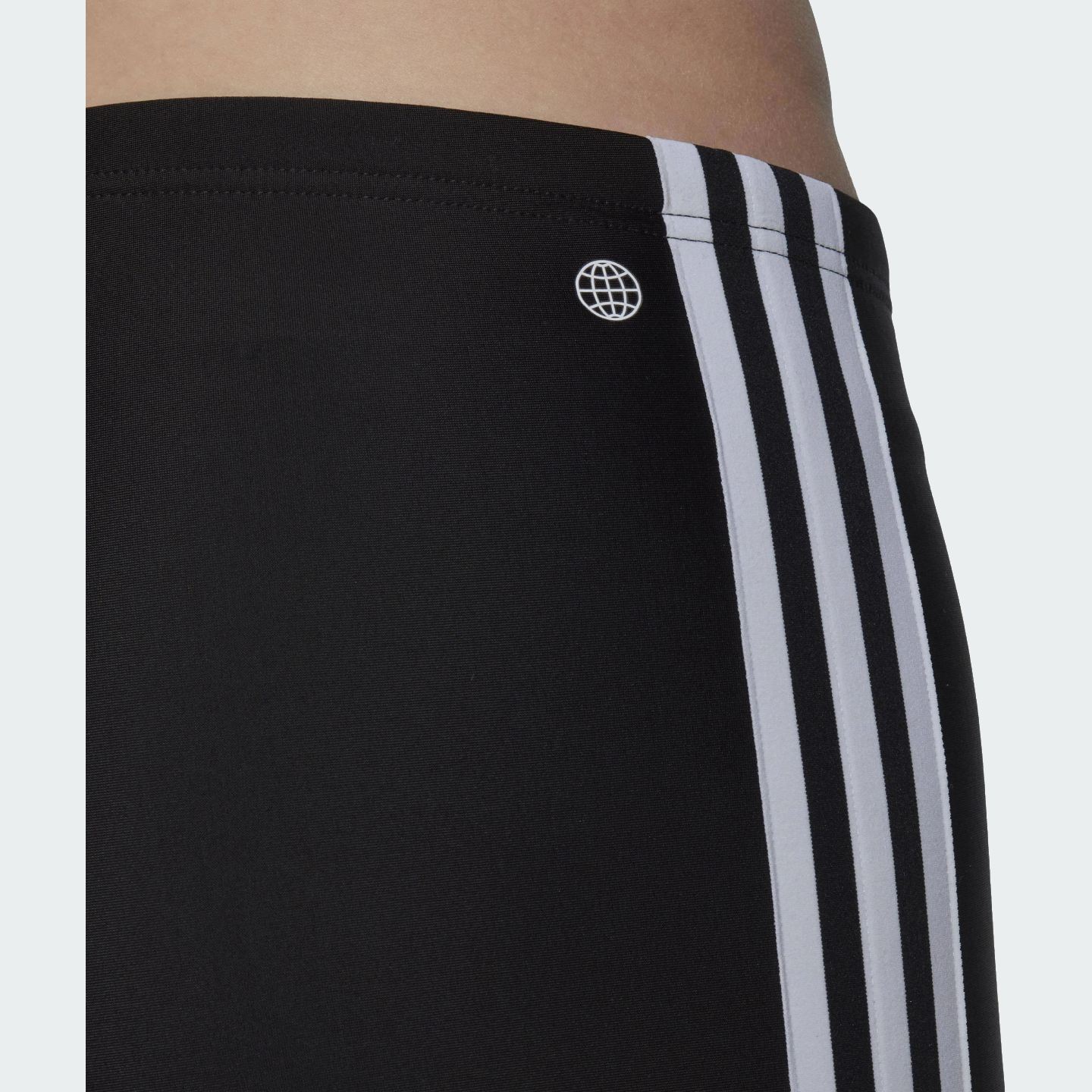 Short Adidas Natação 3 Listras - Estilo Clássico e Conforto na