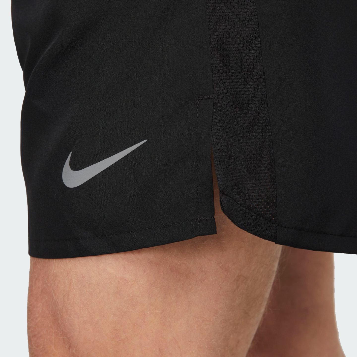 Short Nike DF Challenger 7BF Masculino - Conforto e Performance na