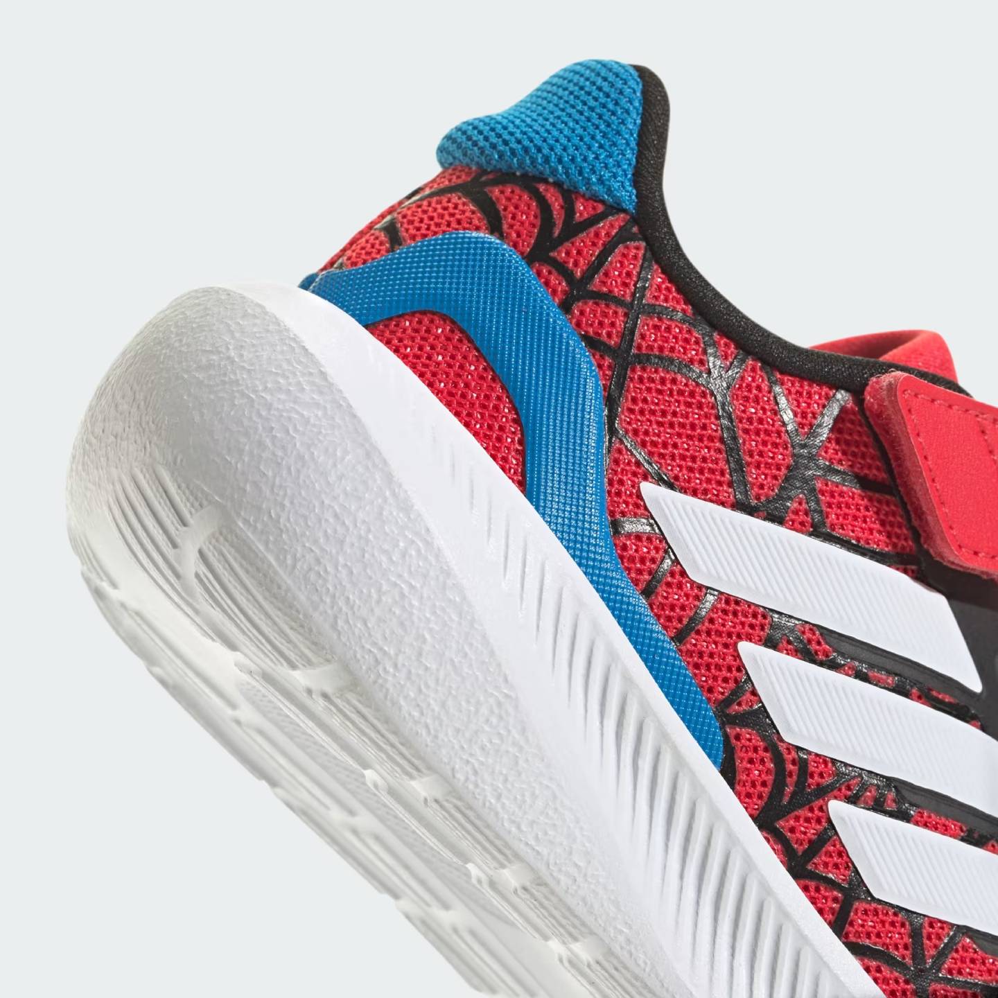 Tênis Infantil Adidas X Marvel Homem-Aranha Runfalcon 3.0: Estilo