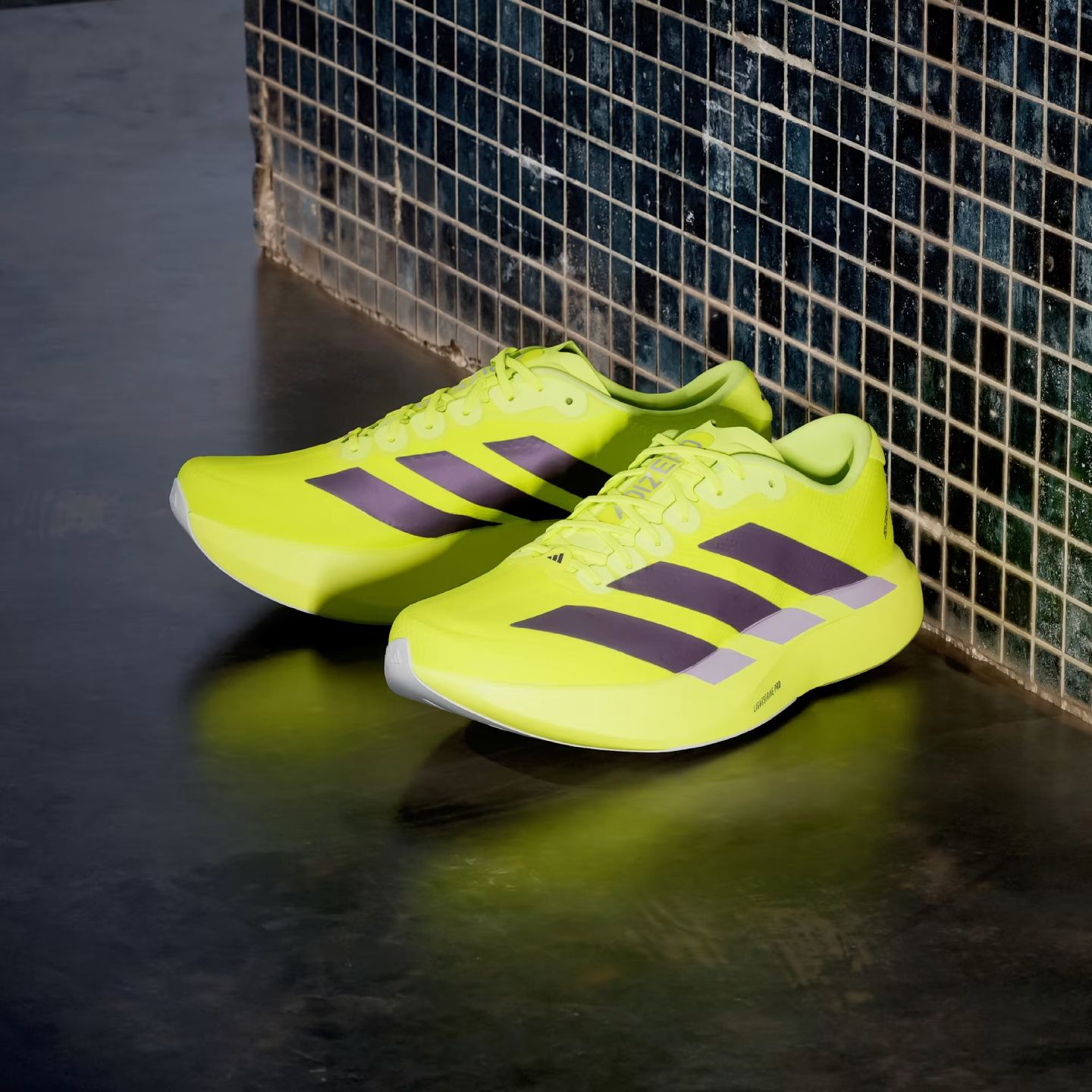 Tênis Adidas Adizero Evo SL Woven - Velocidade e Ajuste Premium